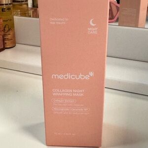 Medicube Collagen Night Wrapping Mask - Pink